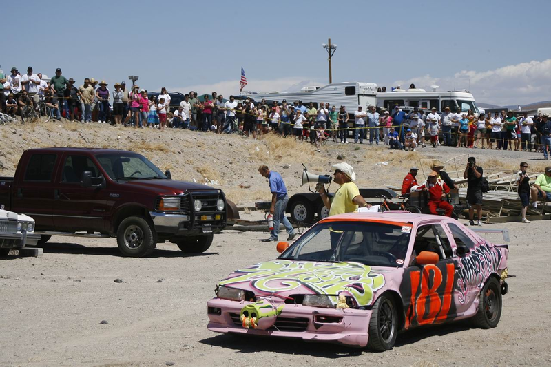 Illustration for article titled The 24 Hours Of LeMons Reno Über Gallery